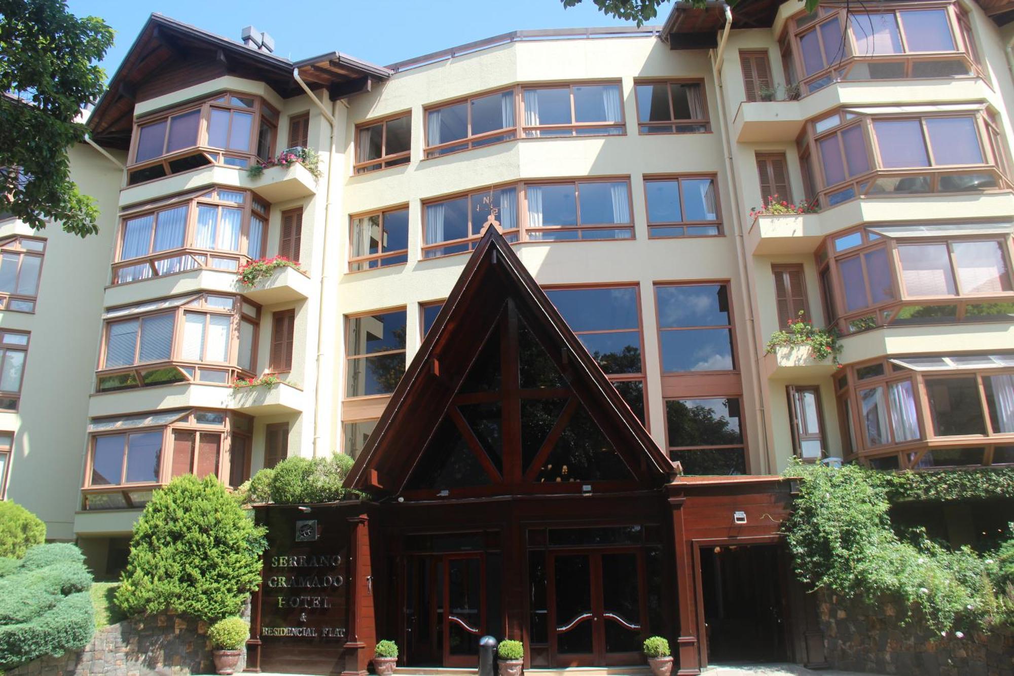 Suite No Wish Resort Centro De Грамаду Екстер'єр фото